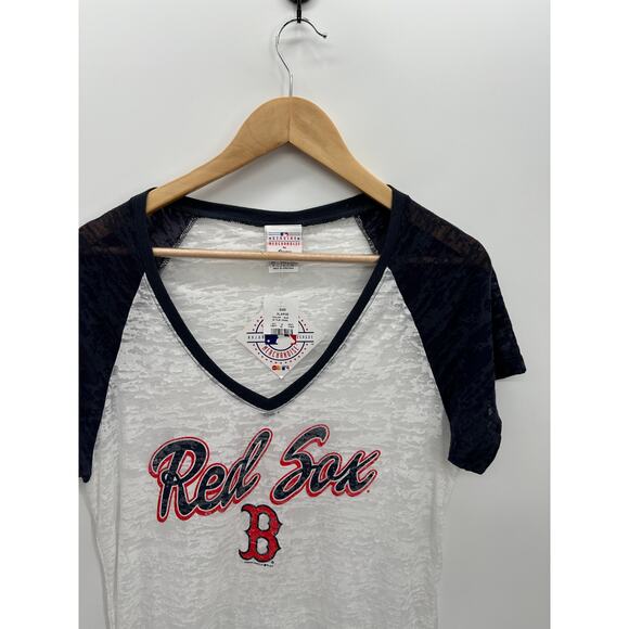 Red Sox Tee Women XL NWT White Blue Washed Out Short Sleeve Shirt Baseball - Picture 3 of 7
